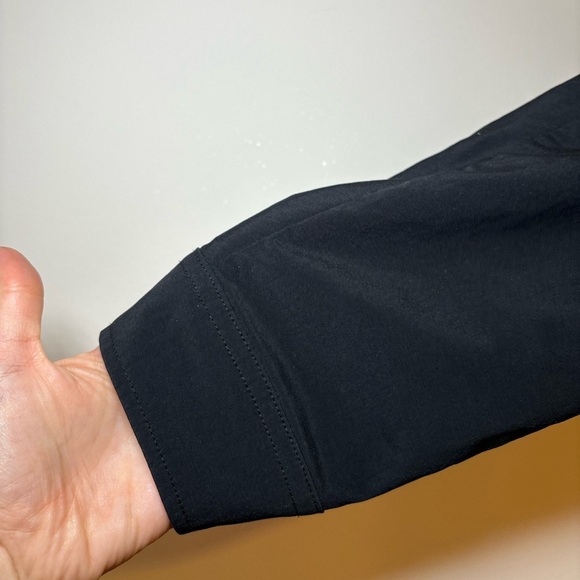 Athleta - Advantage Poplin Jacket Top Black Long Sleeve Pullover in Size XS - Picture 10 of 14